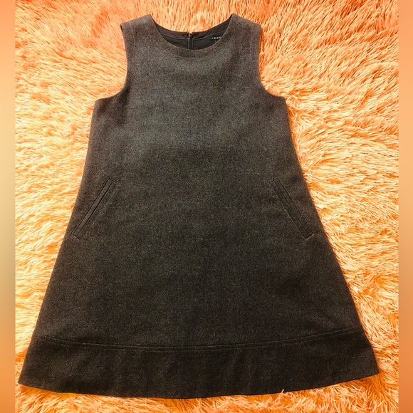 Theory Wool Knit Sleeveless Aline/ Shift Sleeveless Dress. Size 6 - Picture 3 of 14